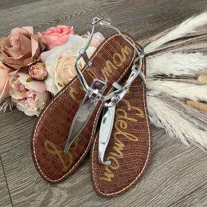 💫 NEW 💫 Sam Edelman Metallic Silver Sandals